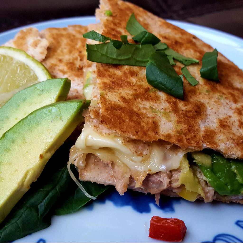 Quesadillas með túnfisk, kóríander, maís og láperu