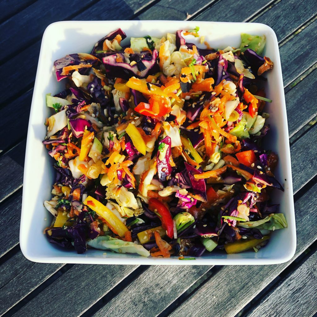 Salat með austurlenskum áhrifum